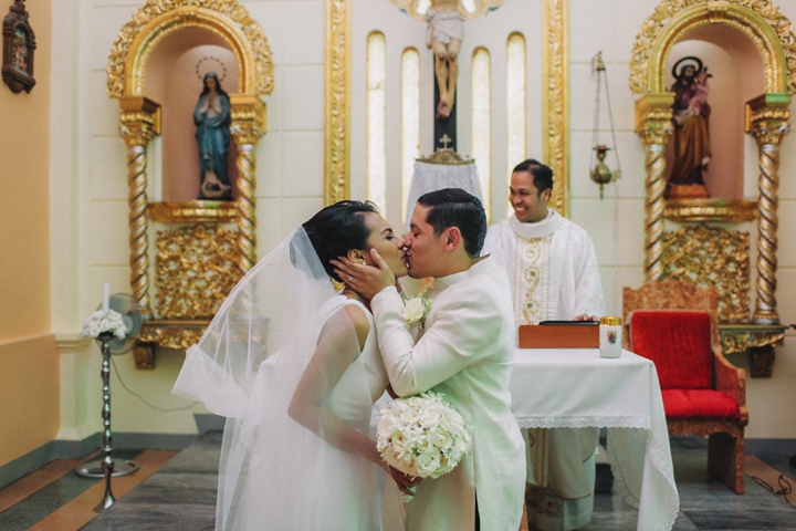 Intimate Candid Wedding Archbishop Palace Cebu City-123
